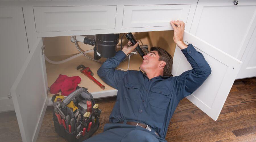 Expert burst pipe repair services in Dexter, IA